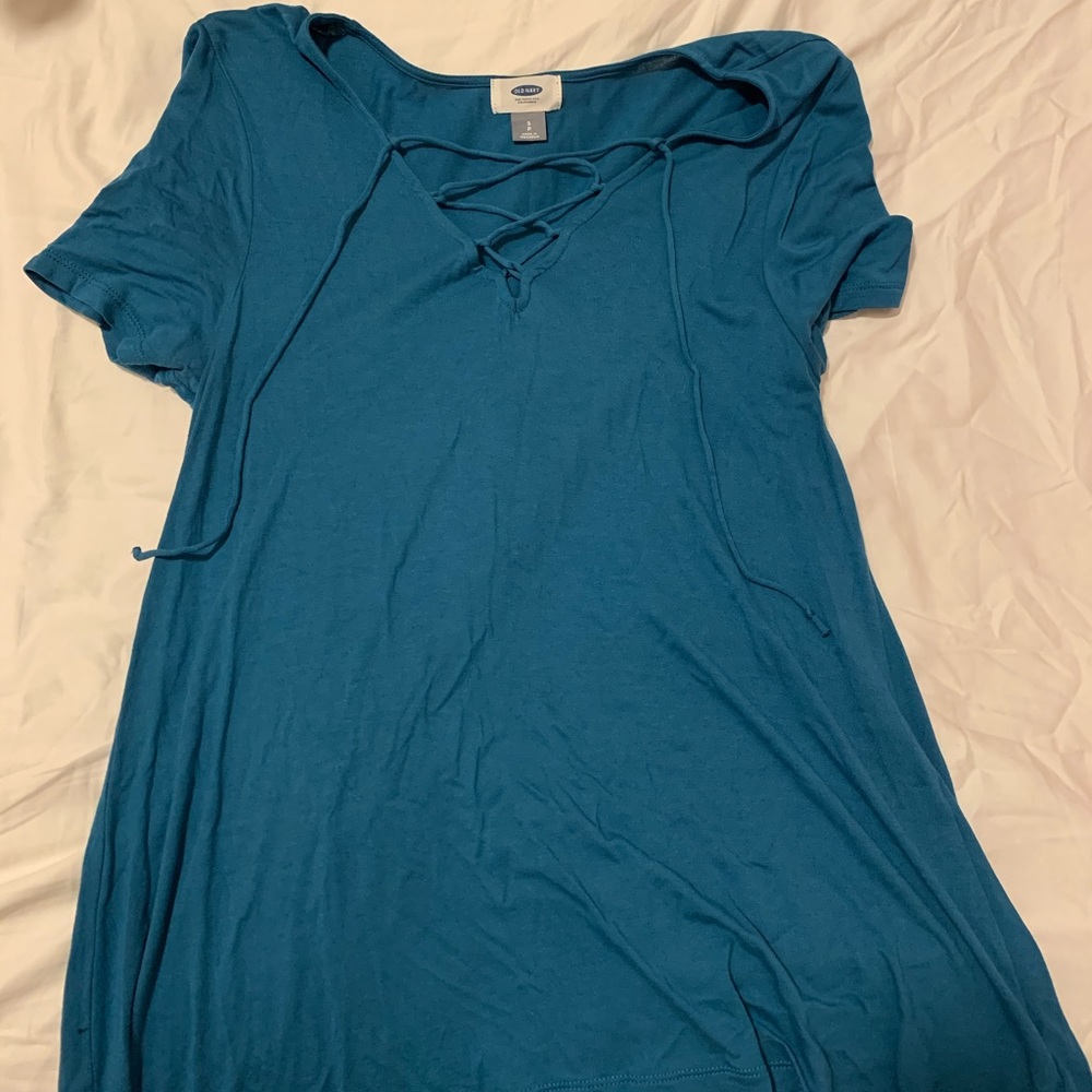 Teal blue Old Navy t-shirt